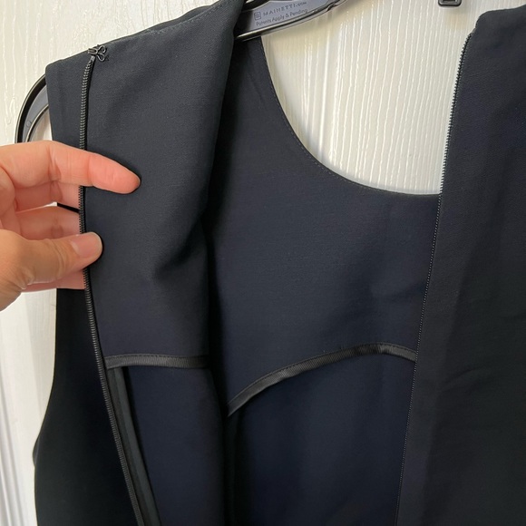 CO Navy Long Gown. Size M - Picture 7 of 11